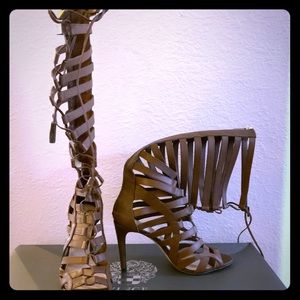 Vince Camuto dark tan leather gladiator boots